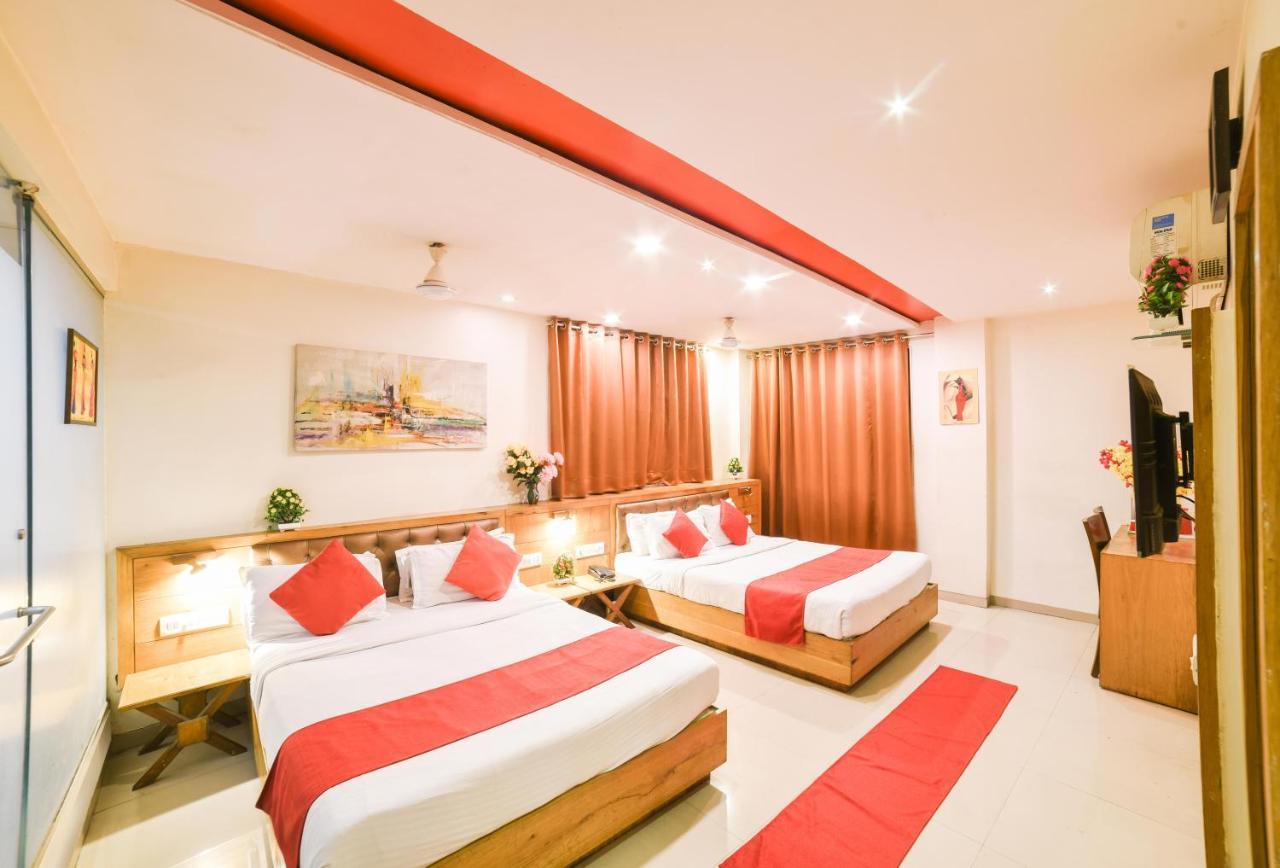Hotel Grandeur-Near Mumbai International Airport Экстерьер фото