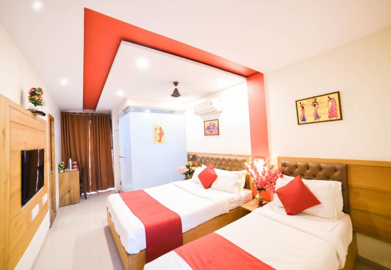 Hotel Grandeur-Near Mumbai International Airport Экстерьер фото