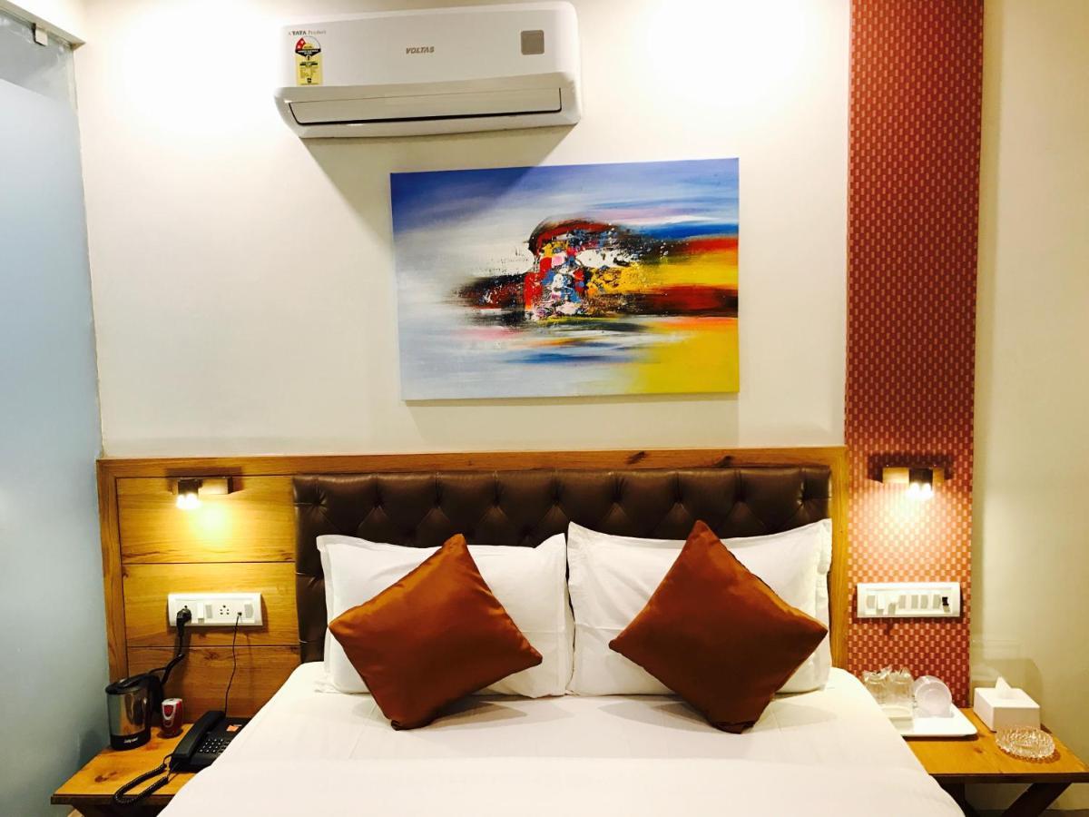Hotel Grandeur-Near Mumbai International Airport Экстерьер фото