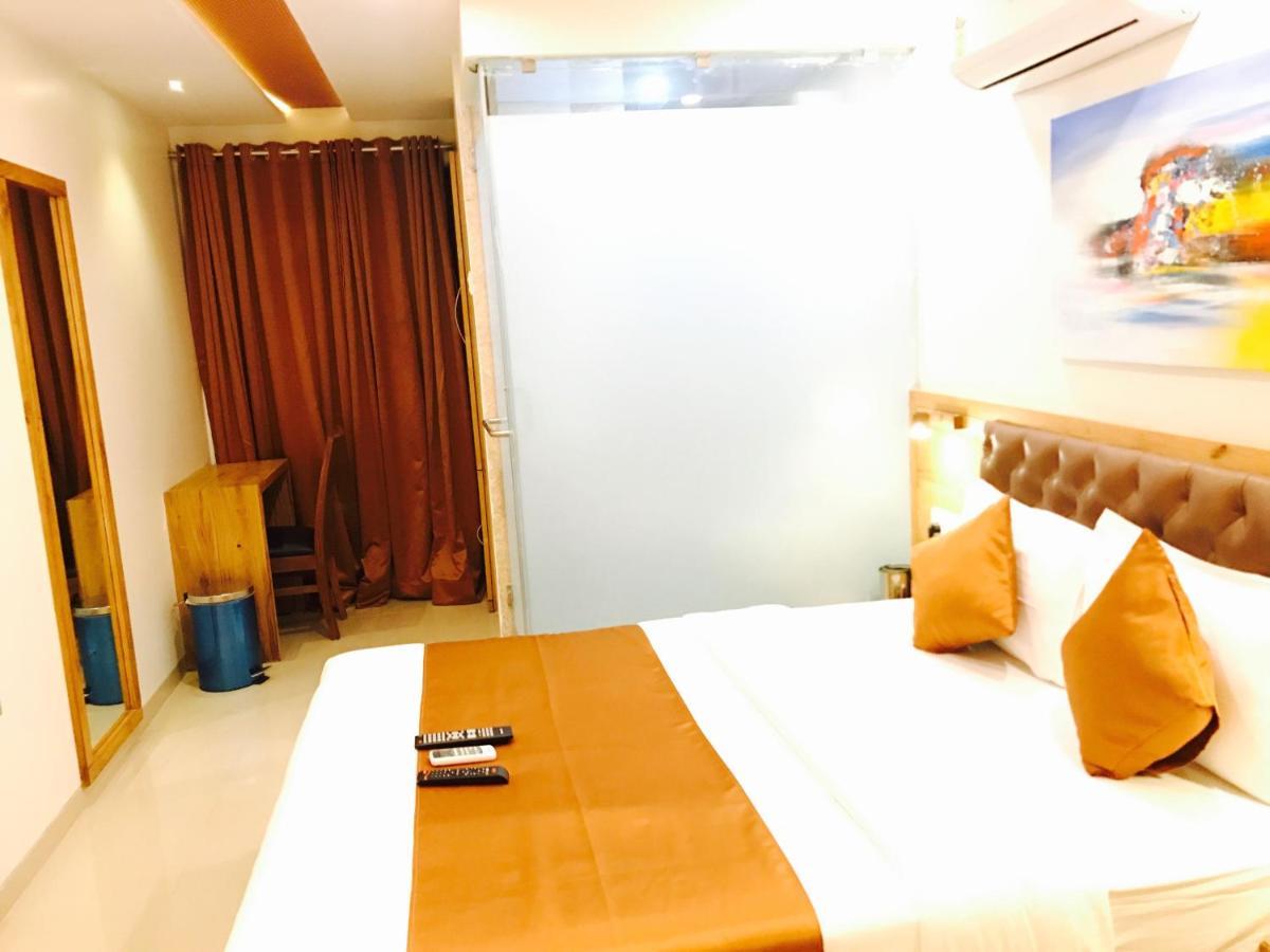 Hotel Grandeur-Near Mumbai International Airport Экстерьер фото